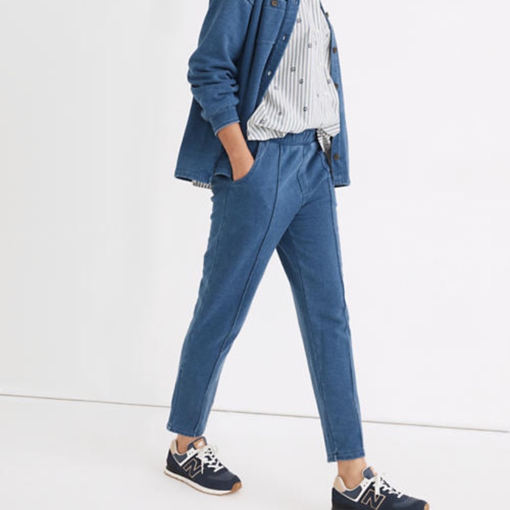 NWOT Madewell indigo tapered sweatpants